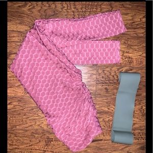 scrunch booty leggings